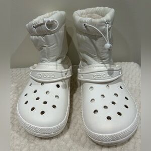 White CROCS Classic Lined Neo Puff Boots Womens Size‎ 7